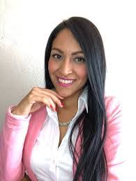 Laura Say's Instagram, Twitter & Facebook