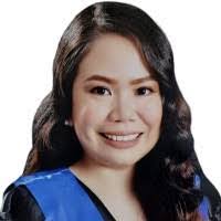 Anne Saul's Instagram, Twitter & Facebook