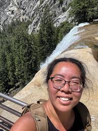 Made it to the top of Vernal Falls… my legs were dead the next day 😝