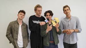 The Vamps Celebrate Their First Uk Number 1 On The Official Albums Chart Official Charts