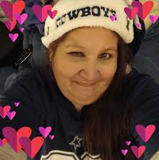 My DIL wants me to make her a blanket with blue and green and i just can't  picture that in my head. I have a hard time visualizing.🥺 Got any ideas?