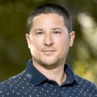 10+ profils pour “Ray”