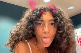 olivia dean singapore