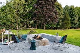 Having a fire pit in the backyard becomes a favorable feature in the house. 10 Things To Know About Buying A Fire Pit For Your Yard
