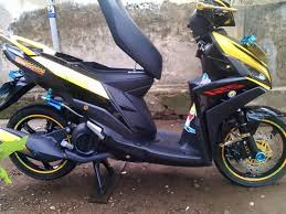 Spesialis spakbor miring, tren nya yamahal mungkin… spakbor miring kan memang fitur mio dari dulu, gak ada hubungannya lah sama kena tali di distribusi wong motor merk lain juga gitu ngiketnya…dan kaya gini juga sama bagian qc bukan hal yang menentukan lolos tidaknya qc…. Facebook