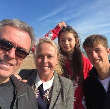 Her birthday, what she did before fame, her family life, fun trivia facts, popularity rankings, and more. Jayne Torvill S Family Who Is Her Husband Phil Her Children And Parents Hello