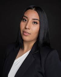 headshot #headshots #womeninbusiness #portrait #portraiture #photography  #columbus #columbusohio #ohio #columbusphotographer #ohiophotographer  #socolumbus #asseenincolumbus #grandview…