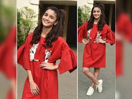 Dresses 18th Birthday Outfit Ideas 2020 18th Birthday Dresses Inspired Alia Bhatt Boldsky In 2020 18th Birthday Outfit Mini Dress Outfits Summer Dress Outfits