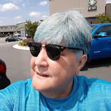 the squad got to meet Grammy award-winner Wynonna Judd before today's game  in Chicago ❤️🎶