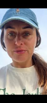 Did the all-inclusive package include a video consult with the surgeon?