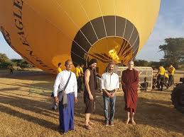 Myanmar Pilgrimage Was Honored That Twitter Ceo Jack Dorsey Chose Our Agency To Plan His Dhamma Pilgrimag Hot Air Balloon Rides Air Balloon Rides Balloon Rides