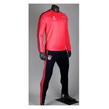 Fc bayern hinrunde 2015/16 hallo, ich präsentiere euch meine highlights von der hinrunde vom fc bayern. Survetement Bayern Munich Training Ligue Des Champions 2015 2016 Adidas Achat Vente Survetement Soldes Sur Cdiscount Des Le 20 Janvier Cdiscount