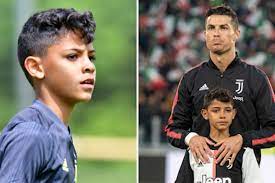 Ο σούπερ σταρ της ρεάλ μαδρίτης, ανάρτησε μια. H Megalh Anhsyxia Toy Kristiano Gia To Gio Toy Sportsking Gr