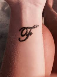 #name mehndi #fashion modling &fashoin counltend # ब्लाउज डिजाइन # लहँगा/साड़ी/सलवार डिज़ाइन. 40 Amazing F Letter Tattoo Designs And Ideas Body Art Guru