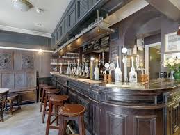 The guy fawkes inn is a medieval inn in york that stands in the shadow of york minster , the very birthplace of the notorious plotter, guy fawkes. Guy Fawkes Inn York