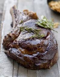 Cote De Boeuf Rotie A Basse Temperature Pour 6 Personnes Recettes Elle A Table Recette Recettes De Cuisine Recette Bœuf Roti