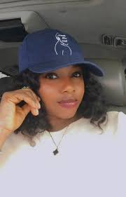 If you see this beautiful young lady in the park today wish her a happy  17th birthday 🥳😁 she's wearing camo pants and a grey crop jacket. She'll  be walking with her