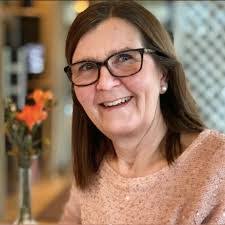 Barbara Lippmann's Instagram, Twitter & Facebook