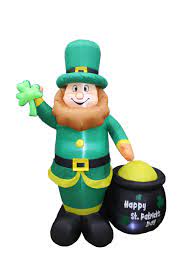 This inflatable is great for decor in and out of the home. The Holiday Aisle 6 Foot Tall Saint Patrick S Day Inflatable Leprechaun Holding Shamrock With Pot Of Gold Yard Decoration Reviews Wayfair