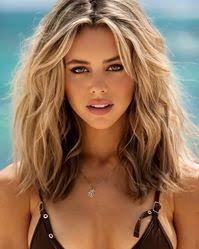 Martha Cromwell (lolaroxygirl)