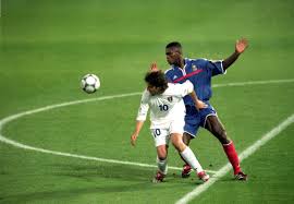 Euro 2000 revivez la finale de l'euro 2000 opposant la france à l'italie. Alessandro Del Piero On Euro Heartache And World Cup Redemption Heraldscotland