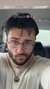 Artistic Fun: Painting Day Experience and Techniques