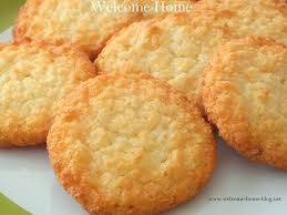 Biscuit Recipe With All Purpose Flour And No Baking Powder Coconut Cookies 1 Cup All Purpose Flour 2 Tablespoons Cornstarch Cup Powdered Sugar 1 Cup Butter Room Temperat Coconut Recipes Yummy Cookies Coconut Cookies