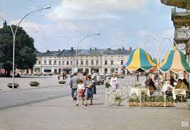 Nowy sącz is a city in the lesser poland voivodeship of southern poland. Pl Rynek Nowy Sacz Zdjecia