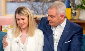 Then married ruth langsford and share son jack alexander holmes. This Morning Viewers Moved To Tears As Eamonn Holmes Comforts Hello S Star Mum Lisa Wells Hello