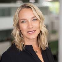 Leigh Gunn's Instagram, Twitter & Facebook