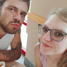 Taylor Odom (@11112bdhhsjd83) • Facebook