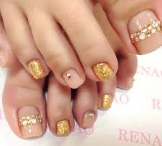 Diseños de uñas para pies fácil. Disenos De Unas En Pies Modernos Glitter Toe Nails Cute Toe Nails Pedicure Designs Toenails