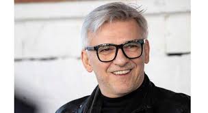 Újra megkérdezem, mélyen hívő, igazi keresztény magyar honfitársaim, hogy ez így rendben van? Alfoldi Robert Fedelnelkul