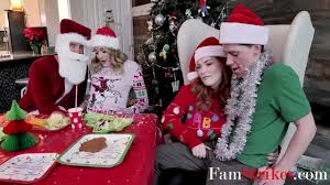 step Mom, step Dad, step Son And step Daughter Do Eachother On Xmas -  XNXX.COM