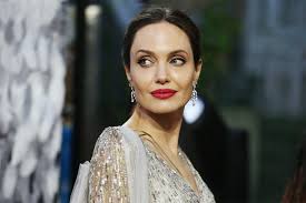 Всё о жизни анджелины джоли! Why Does Angelina Jolie Want A New Judge In Her Divorce Vanity Fair