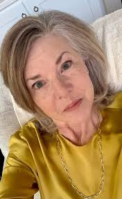 How to request ARDOT not to spray around beehives in Arkansas?