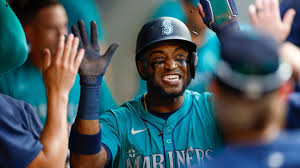 Mariners Roster SHAKE-UP! Robles Returns TONIGHT! ⚾️ - Imagen principal del artículo