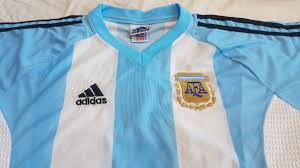 Atacante vê como acertada decisão de retirar torneio da colômbia e da argentina e reforça: Camisa Argentina 2002 Oficial Selecao Argentina Sem Numero Original Camisa Masculina Adidas Usado 43805457 Enjoei