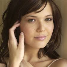 Mandy Moore Album And Singles Chart History Music Charts