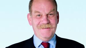 Machtkampf um S+B spitzt sich zu