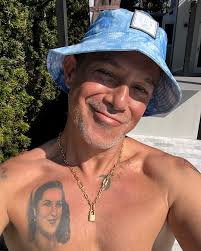 Me gusta hacer listas de cosas, personas, momentos…que me hacen sentir  bien. Aquí os dejo un ejemplo 👆¿Y ahora qué? A prepararse para lo  siguiente 😏