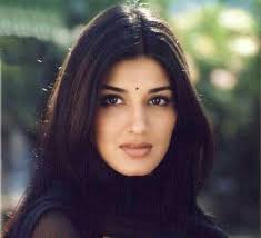 Alles Gute zum Geburtstag Sonali Bendre! Ihre Schönheit ist immer noch  unerreicht. : r/BollyBlindsNGossip