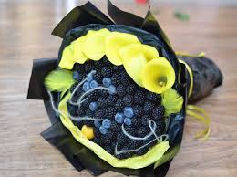 Yay Bouquet Online Gifts For Men And Women Anniversary Gifts In 2020 Unique Christmas Online Gifts Edible Bouquets