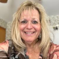 Maureen Sheridan's Instagram, Twitter & Facebook