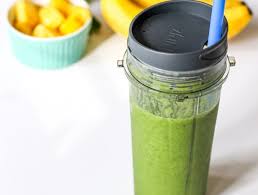 La Meilleure Recette De Smoothie Vert Detoxifiant Avec Des Graines De Chia Recette Smoothie Vert Graines De Chia Smoothie Vert