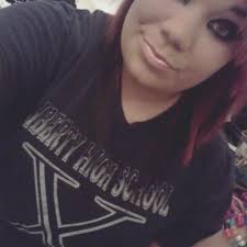 Danielle Morgan (@hellokittydani)