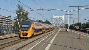 Station zwijndrecht (nl) gară din țările de jos (ro); Ns Virmm Iv 9407 Station Zwijndrecht Trainspo