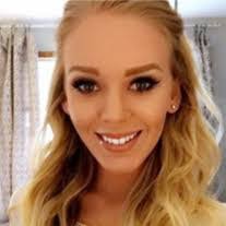 Wendy Rettig's Instagram, Twitter & Facebook