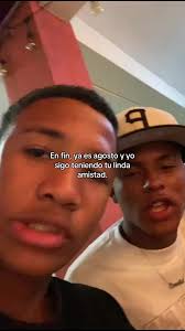 En fin, ya es agosto y sigo teniendo tu amistad