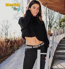 Dixie d'amelio got her fame on tiktok, but now, she has a whole lot going on outside of the social media platform. Dixie D Amelio Workout Routine And Diet Plan 2020 Health Yogi Dixie Famous Girls Celebs
